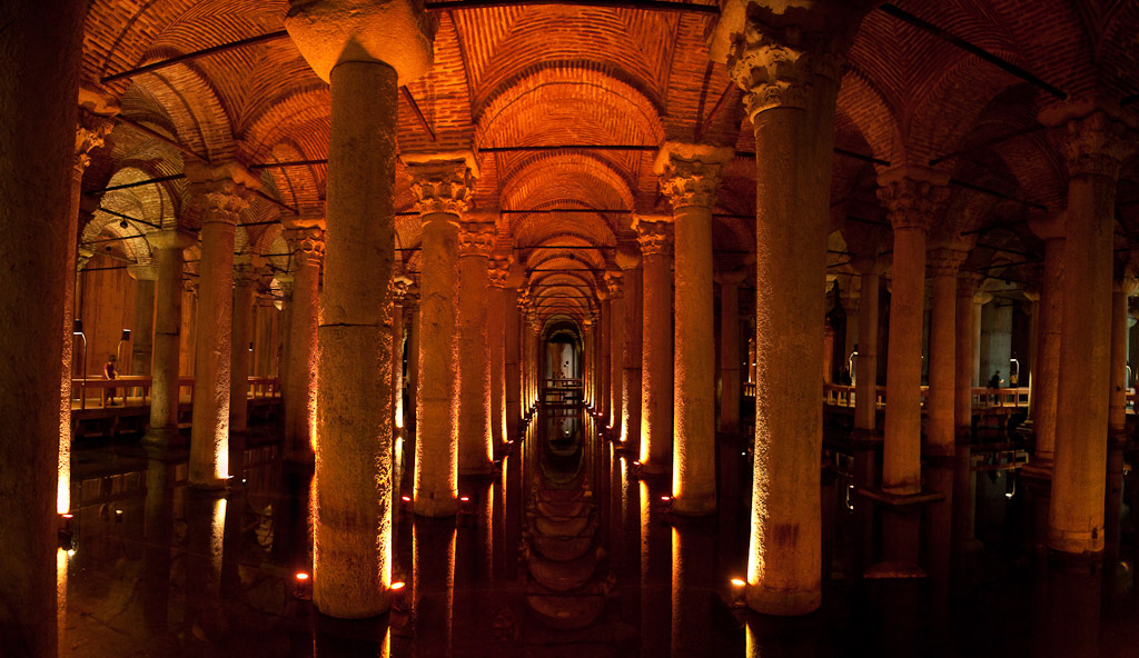 Turkey - Istanbul - Basilica Cistern.jpg